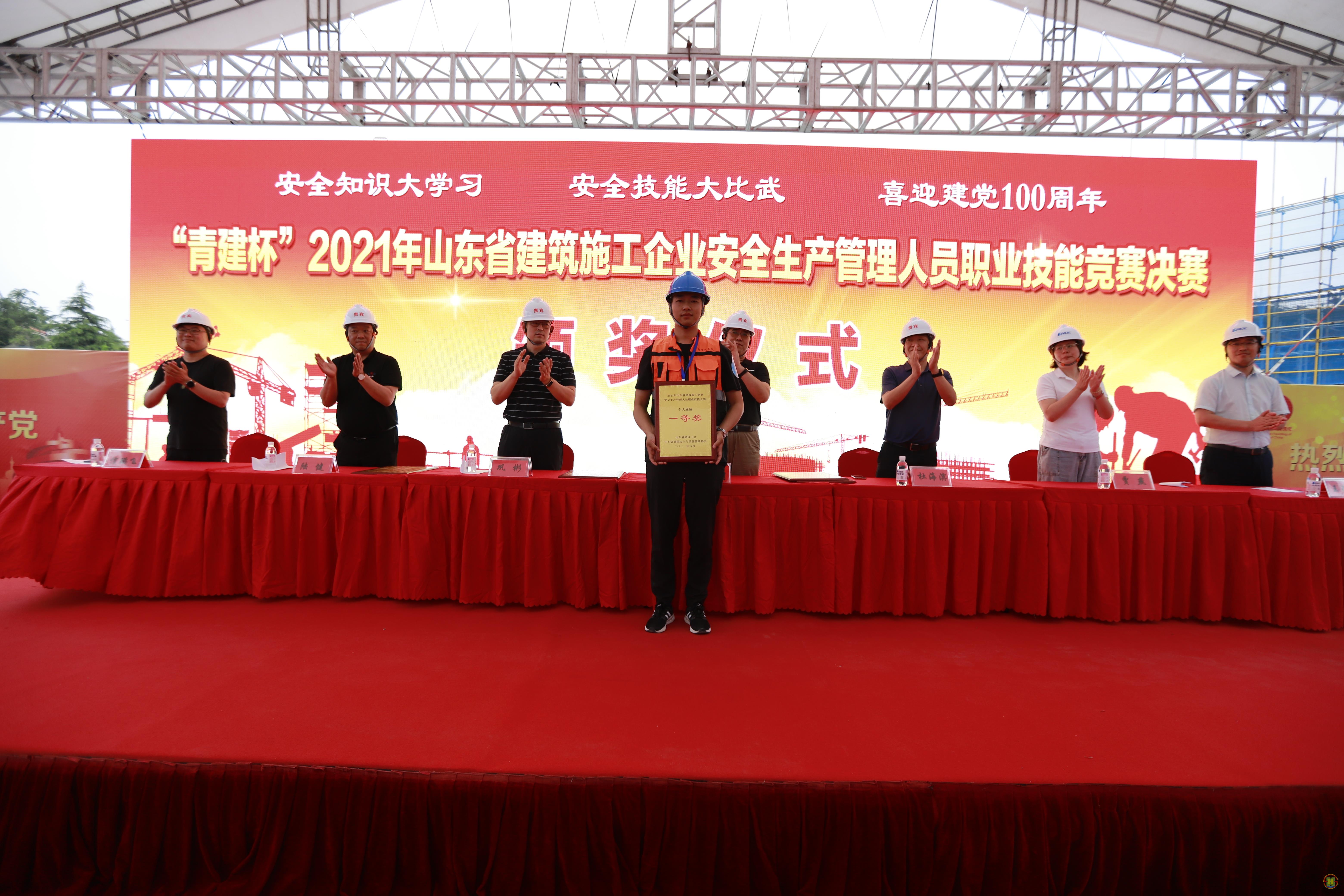 cc66e1e1b348371bc80e0540cf17e35.jpg cc66e1e1b348371bc80e0540cf17e35.jpg